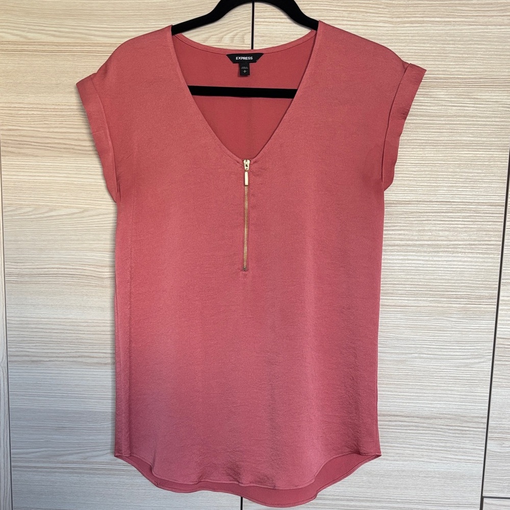 Express Women's Pink V-Neck Blouse with Zipper
